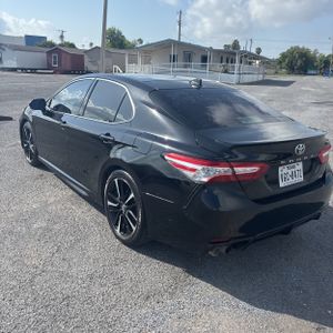 2020 Toyota CAMRY XSE photo 5