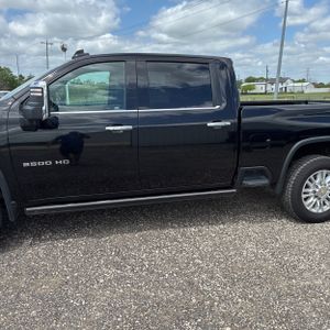 CHEVROLET SILVERADO 2500HD HIGH COUNTRY - 4