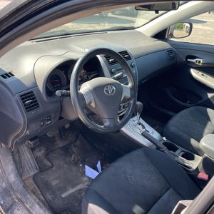 2010 Toyota COROLLA S — миниатюра 37
