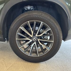 2024 Lexus NX 350 PREMIUM — фото 16