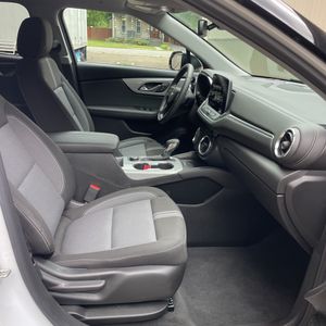 صورة مصغرة 33 لـ 2024 Chevrolet BLAZER LT