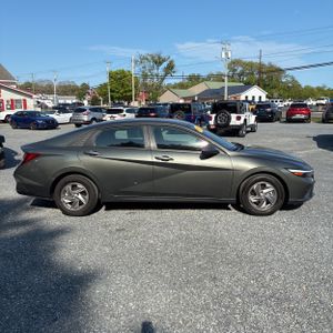 HYUNDAI ELANTRA SE - 10