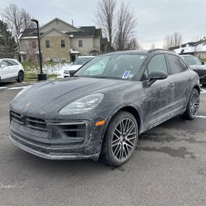 PORSCHE MACAN S - 1