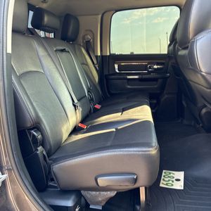 2016 RAM 3500 LARAMIE thumbnail 36