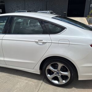 2015 FORD FUSION SE photo 6