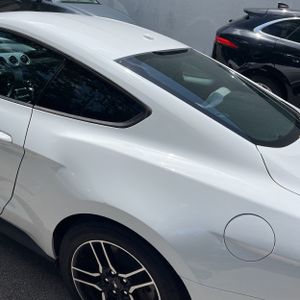 FORD MUSTANG ECOBOOST - 6