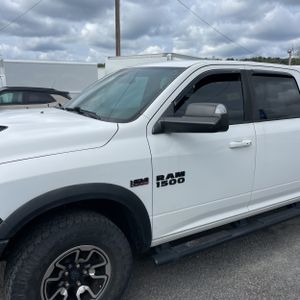 2016 RAM 1500 REBEL 照片 2