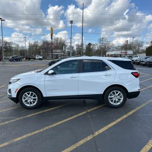 CHEVROLET EQUINOX LT - 3