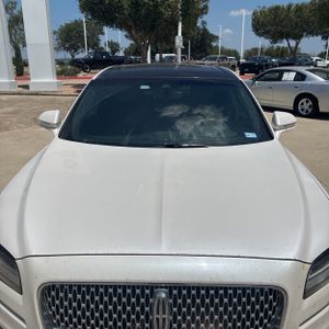 2019 Lincoln NAUTILUS RESERVE — миниатюра 15