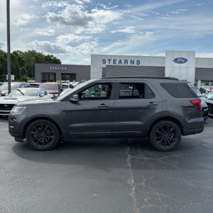 FORD EXPLORER XLT - 3