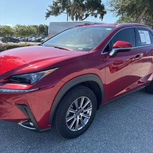 صورة 2 لـ 2021 Lexus NX 300 BASE