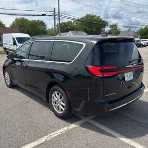 صورة 5 لـ 2024 Chrysler PACIFICA TOURING L
