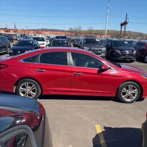 HYUNDAI SONATA SEL - 10