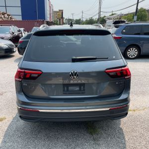 صورة 6 لـ 2024 Volkswagen TIGUAN SE 4MOTION