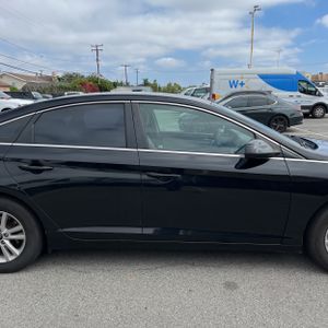2017 Hyundai SONATA SE 缩略图 11