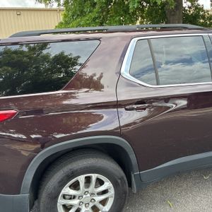 صورة 9 لـ 2020 Chevrolet TRAVERSE LT CLOTH