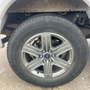 صورة مصغرة 19 لـ 2019 FORD F-150 XLT