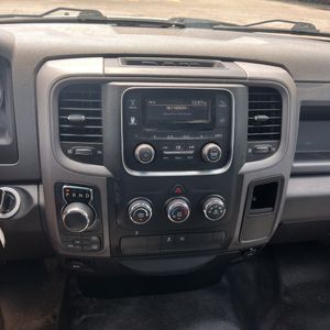 2019 RAM 1500 CLASSIC TRADESMAN — фото 37
