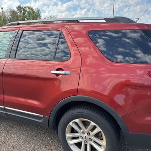 FORD EXPLORER XLT - 6
