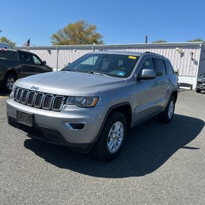 JEEP GRAND CHEROKEE LAREDO E - 1