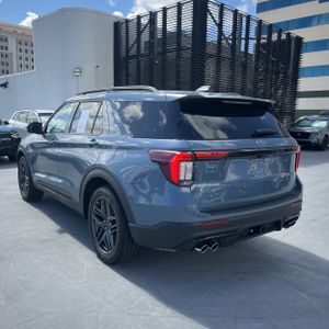 FORD EXPLORER ST - 5