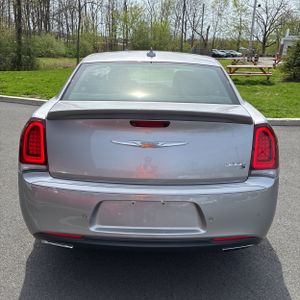 CHRYSLER 300 S - 7