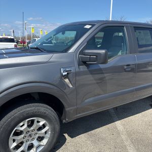 FORD F-150 XLT - 2