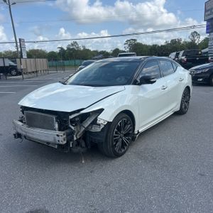 Nissan Maxima 3.5 Platinum - 1