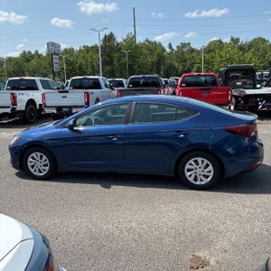 صورة 3 لـ 2019 Hyundai ELANTRA SE