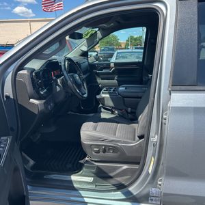 صورة مصغرة 32 لـ 2023 Chevrolet SILVERADO 1500 LT