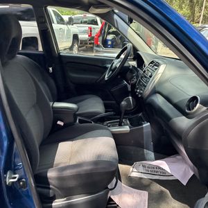 2005 Toyota RAV4 BASE — миниатюра 33