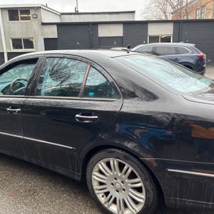 MERCEDES-BENZ E-CLASS - 6