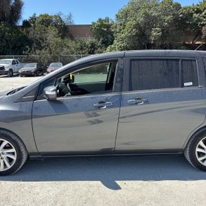 2015 Mazda MAZDA5 SPORT photo 4