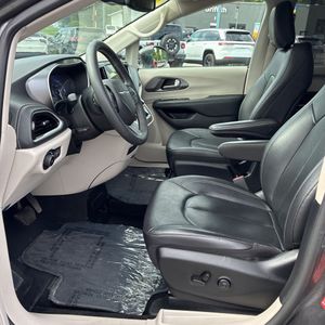 2022 Chrysler PACIFICA TOURING L — миниатюра 31
