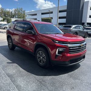 2025 Chevrolet TRAVERSE LT — фото 12