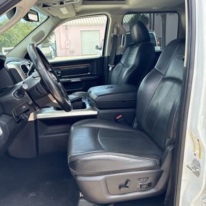 2018 RAM 3500 LARAMIE photo 36