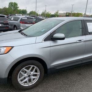 FORD EDGE SEL - 2