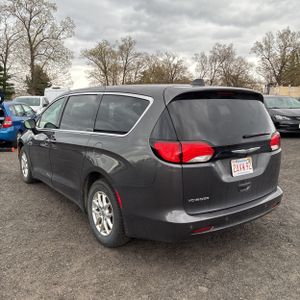 CHRYSLER VOYAGER LX - 5