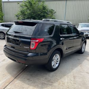 FORD EXPLORER XLT - 8