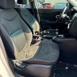 صورة مصغرة 30 لـ 2017 KIA SOUL BASE