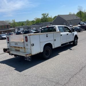 FORD F-350 SUPER DUTY XL - 8