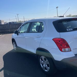 CHEVROLET TRAX LS - 6