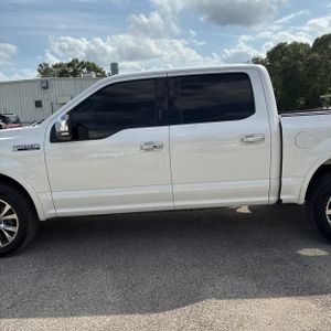 FORD F-150 LARIAT - 4