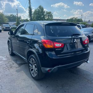 2016 Mitsubishi OUTLANDER SPORT 2.0 ES 照片 5
