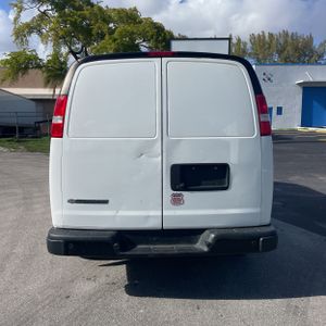 CHEVROLET EXPRESS 3500 - 7