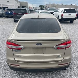 FORD FUSION SE - 7
