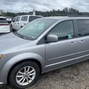 DODGE GRAND CARAVAN SXT - 2