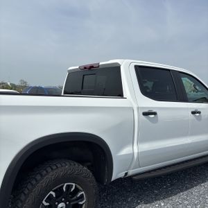 CHEVROLET SILVERADO 1500 ZR2 - 9