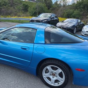 CHEVROLET CORVETTE BASE - 6