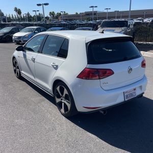 VOLKSWAGEN GOLF GTI S - 5